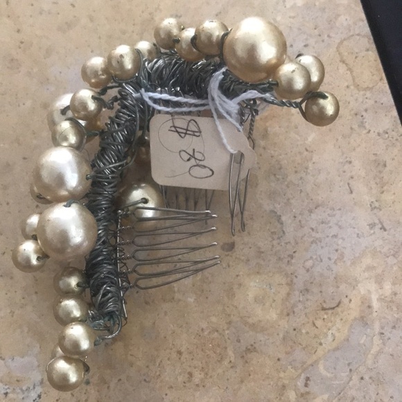 Tiara - Picture 3 of 3